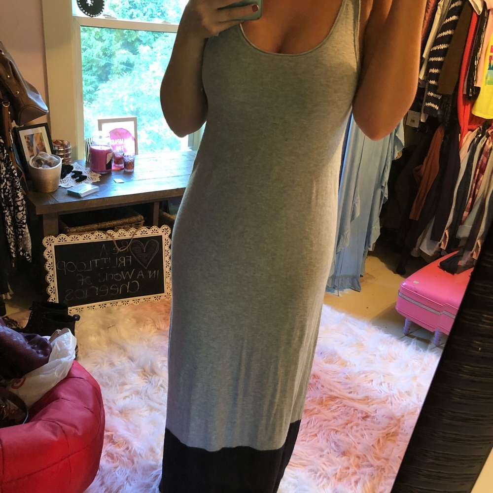 NWOT Vince. Maxi dress 😊😍